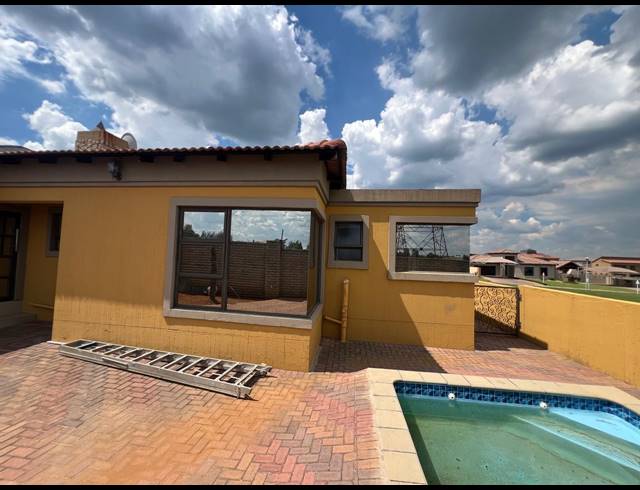 4 BEDROOM HOUSE FOR SALE IN ELIGWA ESTATE